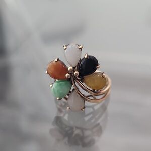 Multi-Stone Teardrop Jade Ring - 14k Gold - Vintage- Size 4.5